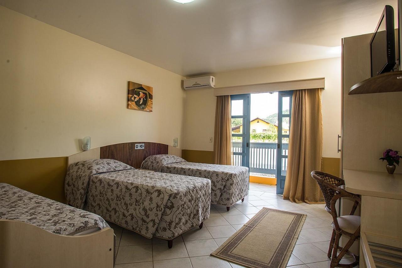 Vila Olaria Hotel Penha  Exterior photo